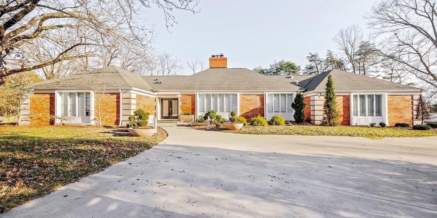 1227 S Pickwick Point, Bloomington, Indiana 47401,MLS,202539767