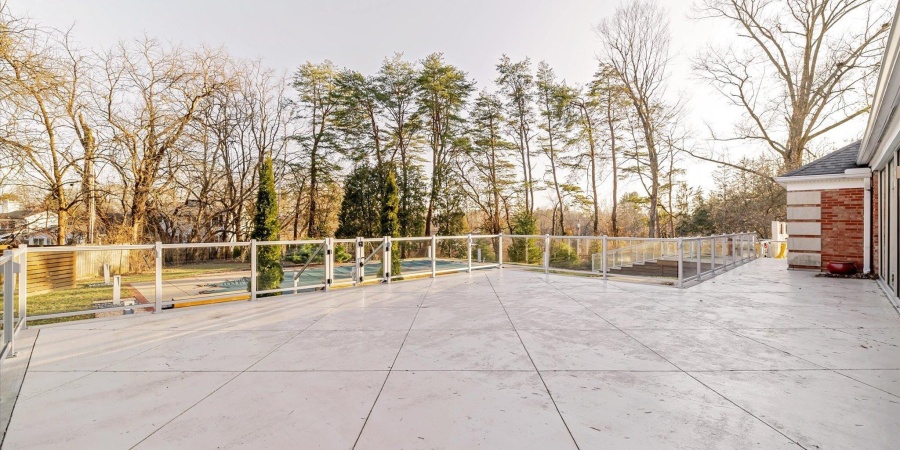 1227 S Pickwick Point, Bloomington, Indiana 47401,MLS,202539767