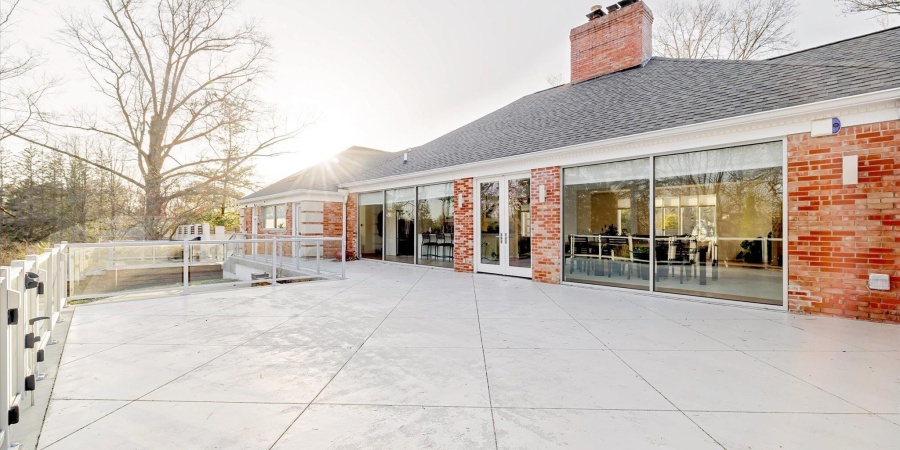 1227 S Pickwick Point, Bloomington, Indiana 47401,MLS,202539767