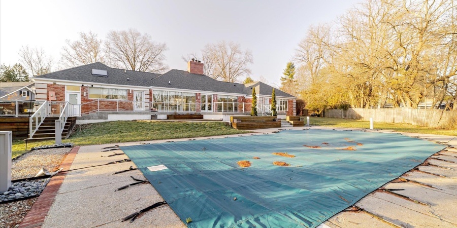 1227 S Pickwick Point, Bloomington, Indiana 47401,MLS,202539767