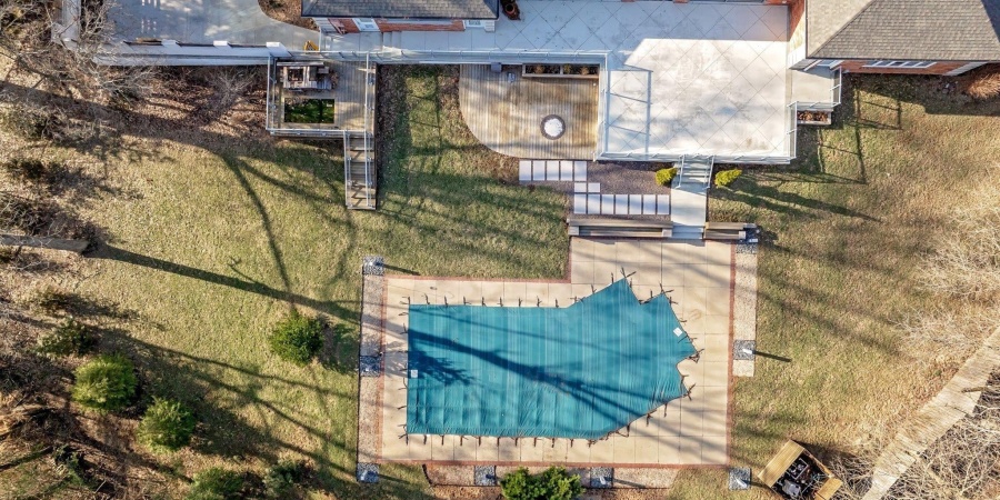 1227 S Pickwick Point, Bloomington, Indiana 47401,MLS,202539767