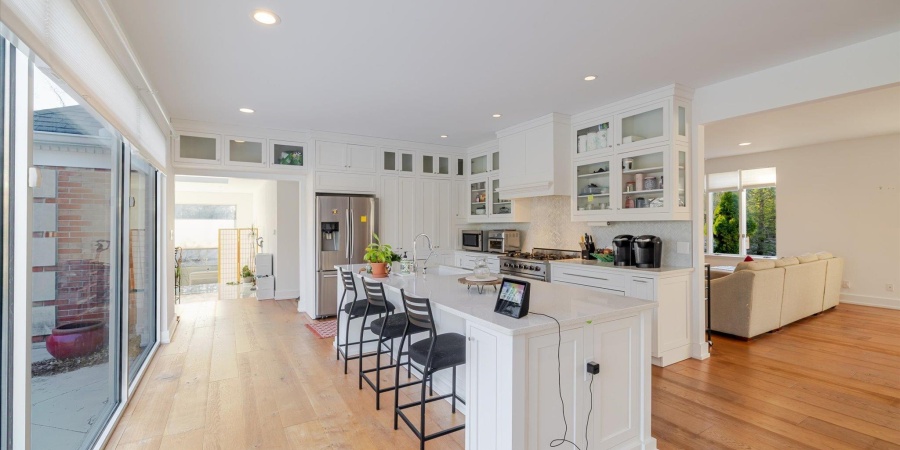 1227 S Pickwick Point, Bloomington, Indiana 47401,MLS,202539767