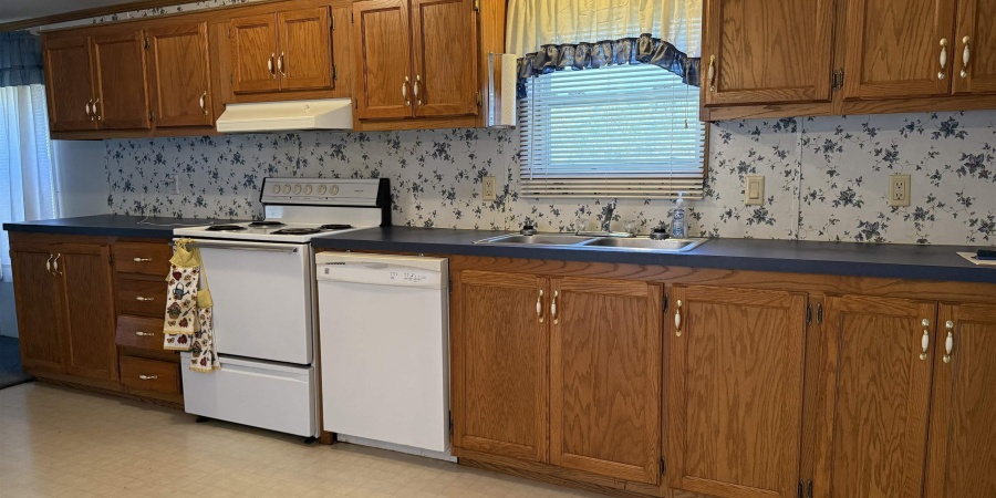 5752 Tunnelton Rd, Bedford, Indiana 47421,MLS,202539771