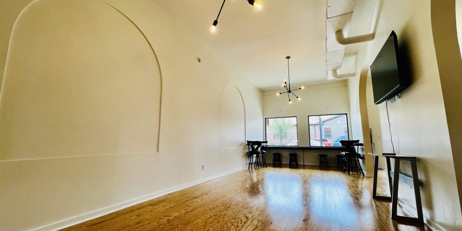 515 W Main Street, Mitchell, Indiana 47446,MLS,202539837