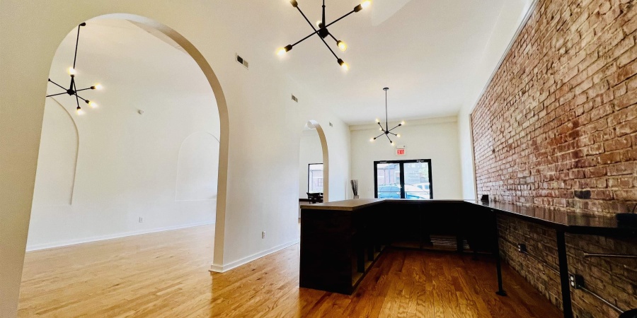 515 W Main Street, Mitchell, Indiana 47446,MLS,202539837