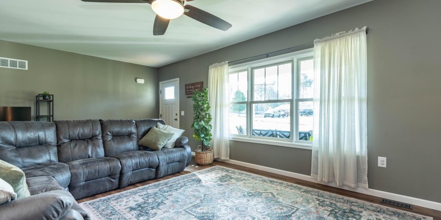 25 Anderson Lane, Bedford, Indiana 47421,MLS,202539910