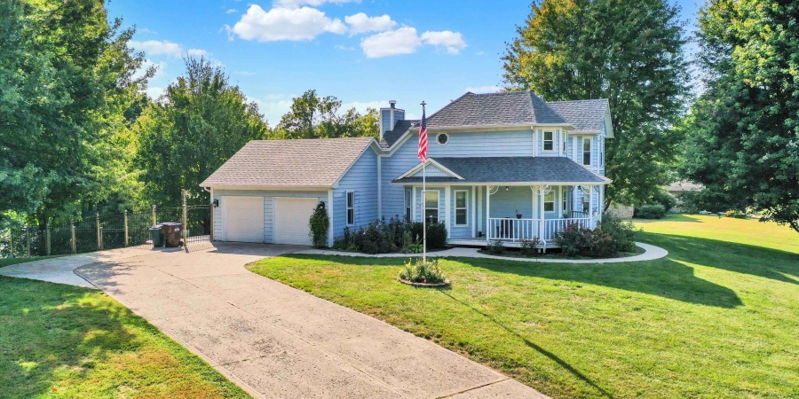 2025 Deer Lake Drive, Martinsville, Indiana 46151,MLS,202539944