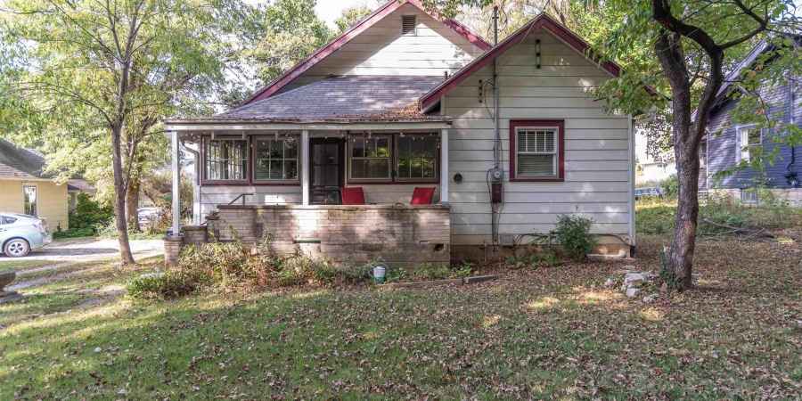 1009 S Washington Street, Bloomington, Indiana 47401,MLS,202539964