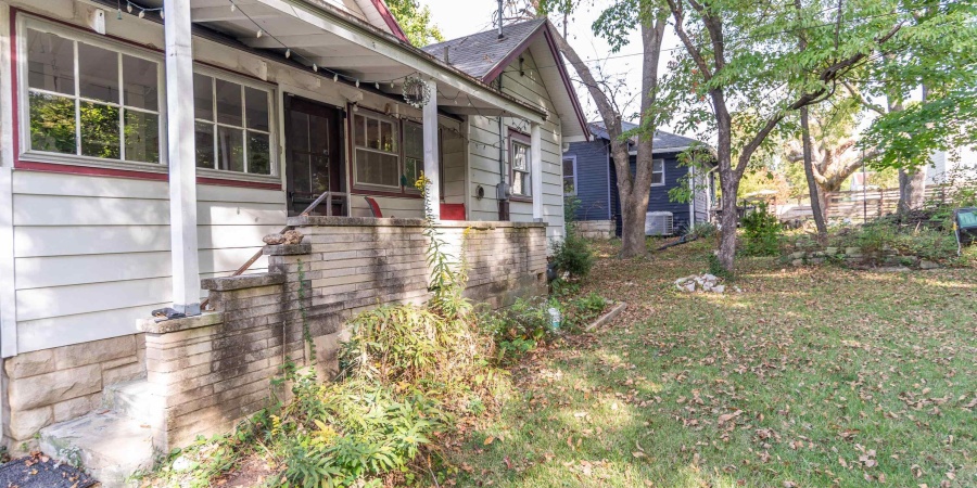 1009 S Washington Street, Bloomington, Indiana 47401,MLS,202539964