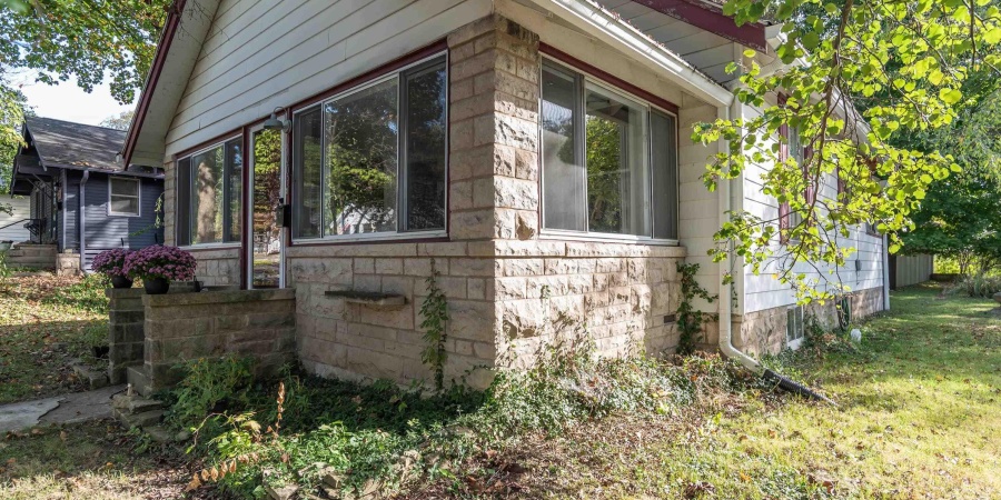 1009 S Washington Street, Bloomington, Indiana 47401,MLS,202539964