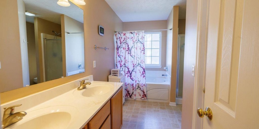 4776 N Shadow Wood Drive, Bloomington, Indiana 47404,MLS,202539970