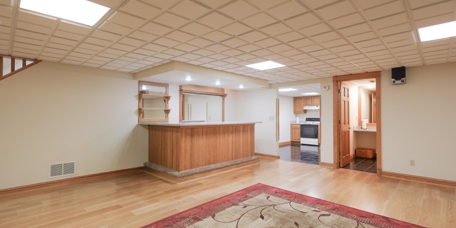 157 The Woods, Bedford, Indiana 47421,MLS,202539971