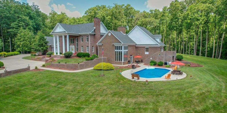 157 The Woods, Bedford, Indiana 47421,MLS,202539971