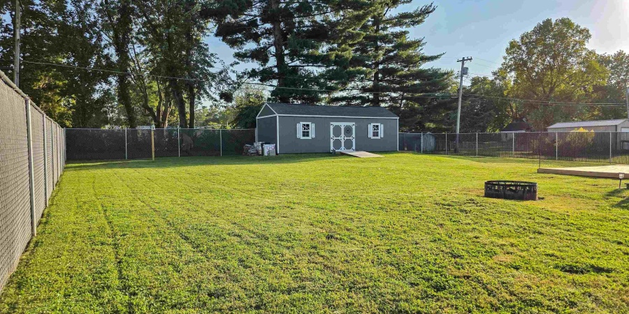 969 SE A Street, Linton, Indiana 47441,MLS,202540031