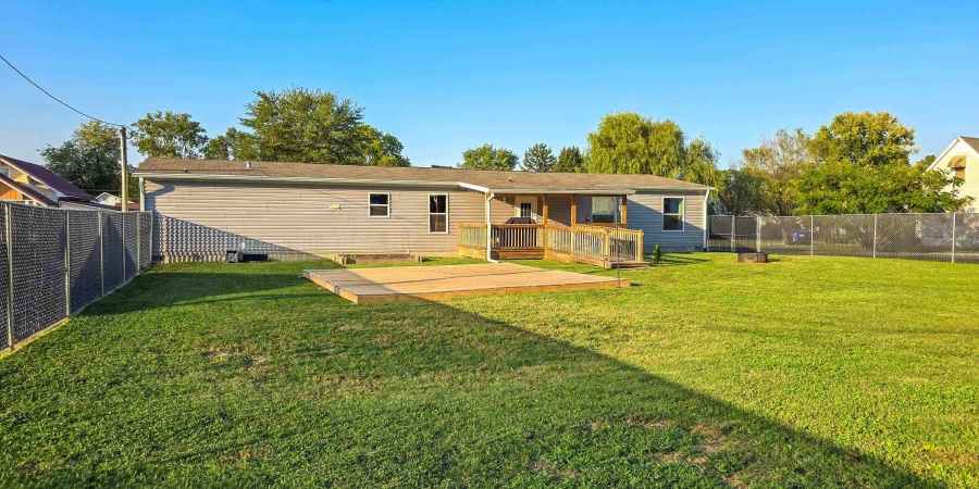 969 SE A Street, Linton, Indiana 47441,MLS,202540031