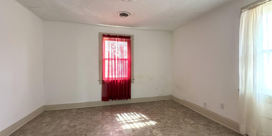 205 N Main Street, Spencer, Indiana 47460,MLS,202540294