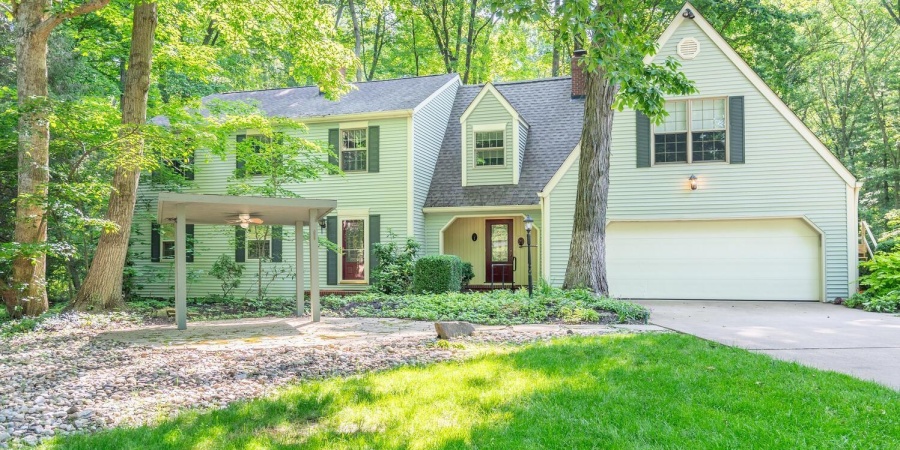 4427 W Tanglewood Road, Bloomington, Indiana 47404,MLS,202540374