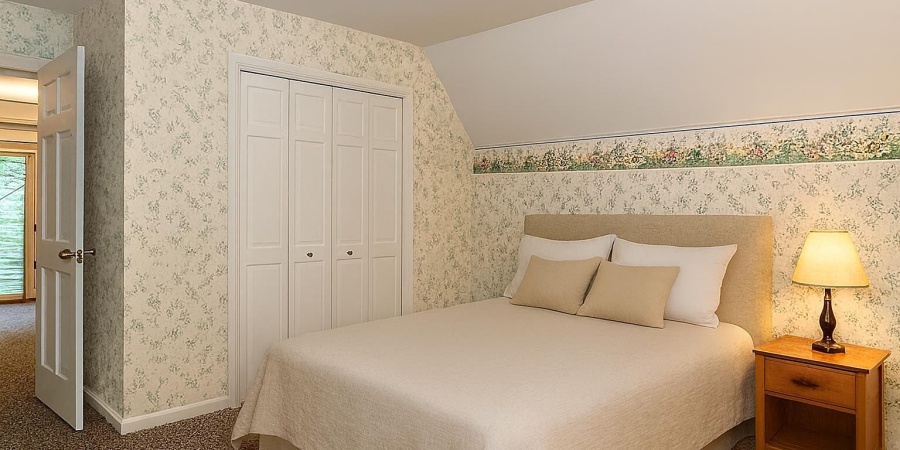 4427 W Tanglewood Road, Bloomington, Indiana 47404,MLS,202540374