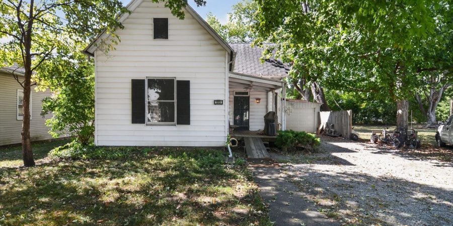 1515 S 18th Street, Terre Haute, Indiana 47803,MLS,202540385