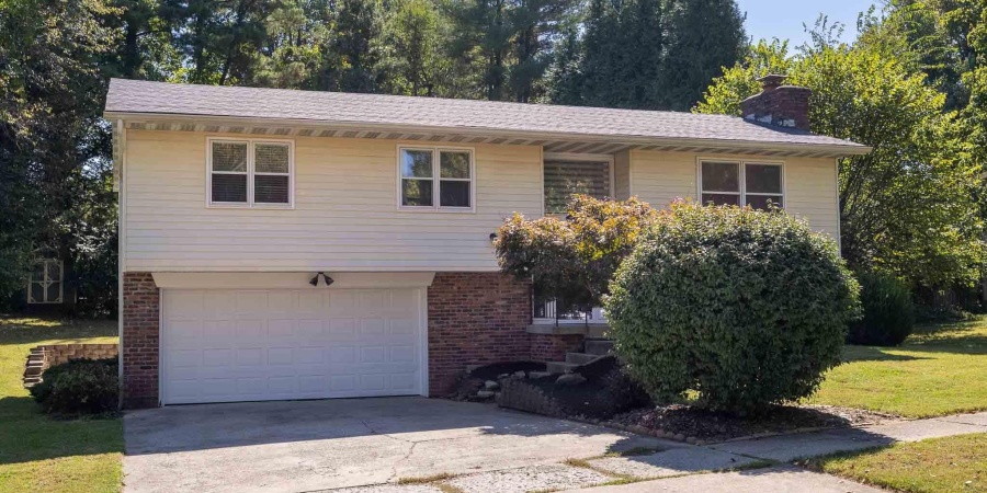 538 N Park Ridge Road, Bloomington, Indiana 47408,MLS,202540401