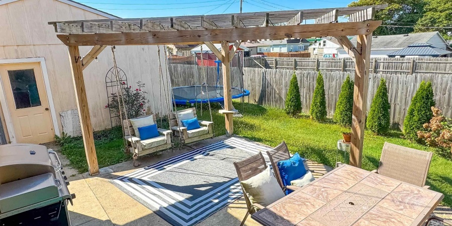 1512 3rd Street, Bedford, Indiana 47421,MLS,202540435