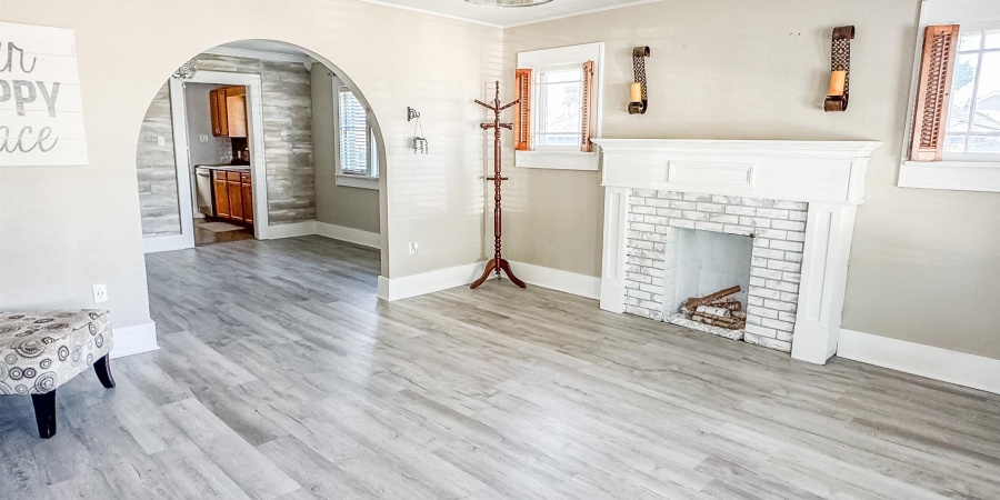 1512 3rd Street, Bedford, Indiana 47421,MLS,202540435