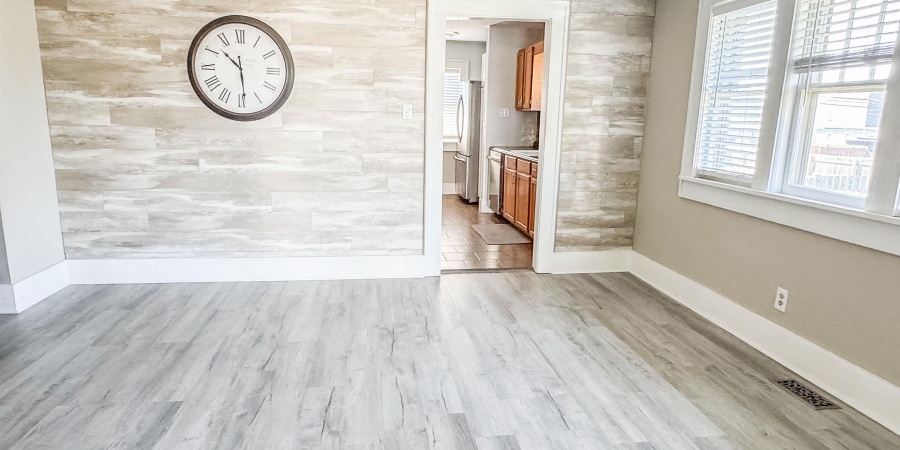 1512 3rd Street, Bedford, Indiana 47421,MLS,202540435