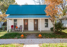 923 W 6 Street, Bloomington, Indiana 47404,MLS,202540521