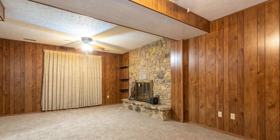 3626 E Rogers Road, Bloomington, Indiana 47401-9604,MLS,202540562