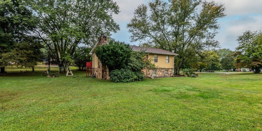 3626 E Rogers Road, Bloomington, Indiana 47401-9604,MLS,202540562