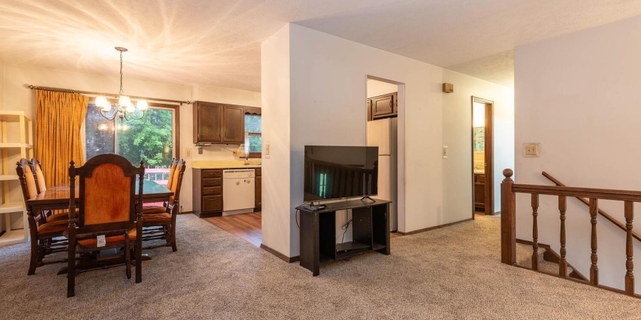 3626 E Rogers Road, Bloomington, Indiana 47401-9604,MLS,202540562