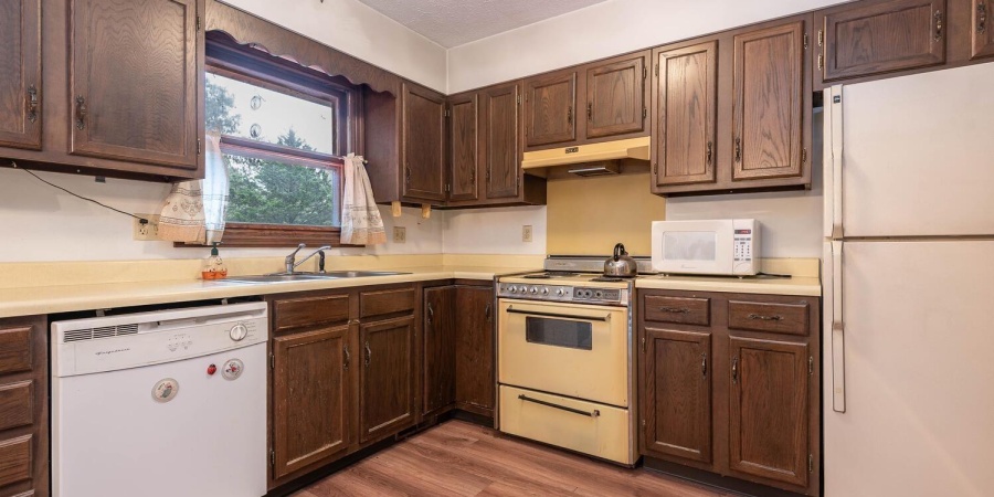 3626 E Rogers Road, Bloomington, Indiana 47401-9604,MLS,202540562