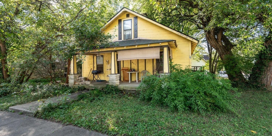 621 W 12th Street, Bloomington, Indiana 47404-3401,MLS,202540730