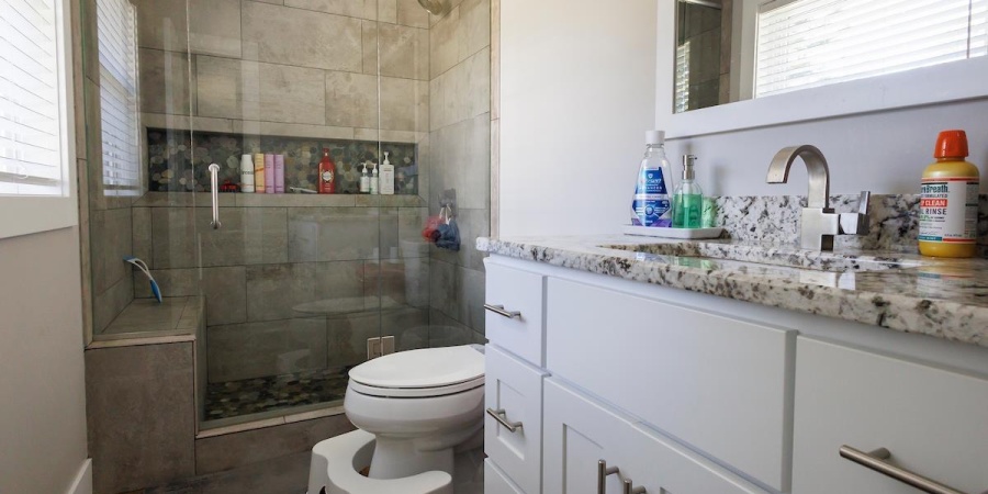 121 S Smith Road, Bloomington, Indiana 47408,MLS,202540772