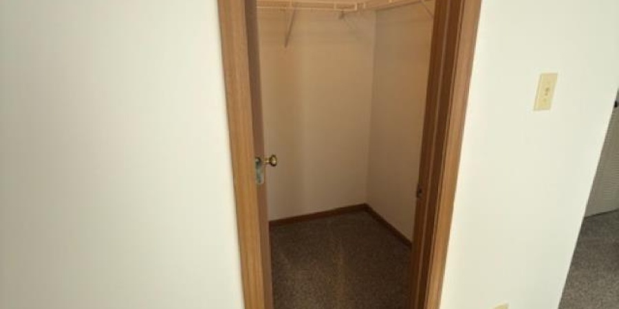 3230 E John Hinkle Place, Bloomington, Indiana 47408,MLS,202540814