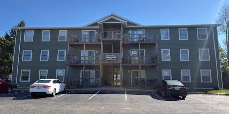 3230 E John Hinkle Place, Bloomington, Indiana 47408,MLS,202540814