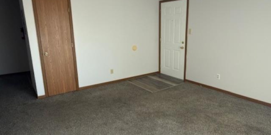 3230 E John Hinkle Place, Bloomington, Indiana 47408,MLS,202540814