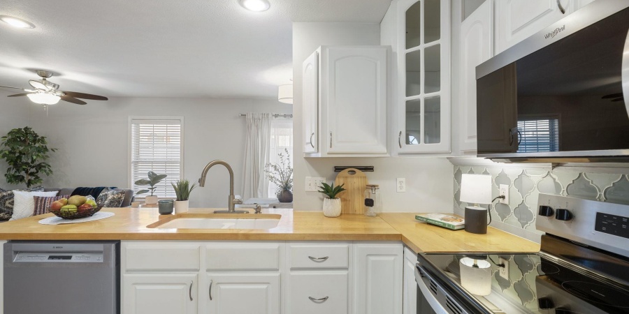 3506 S Oaklawn Circle, Bloomington, Indiana 47403,MLS,202541034