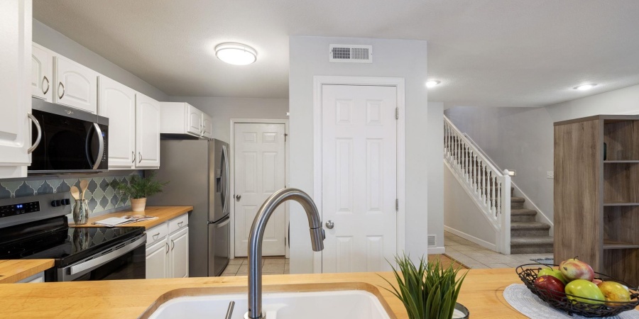 3506 S Oaklawn Circle, Bloomington, Indiana 47403,MLS,202541034