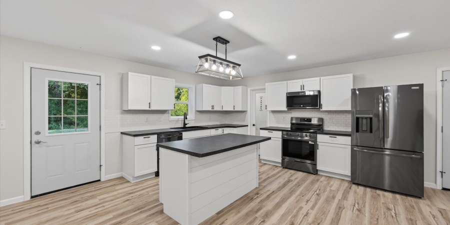 14518 W County RD 400 North Road, Linton, Indiana 47441,MLS,202541036