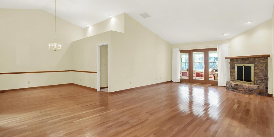 3916 S Allen Court, Bloomington, Indiana 47401,MLS,202541083