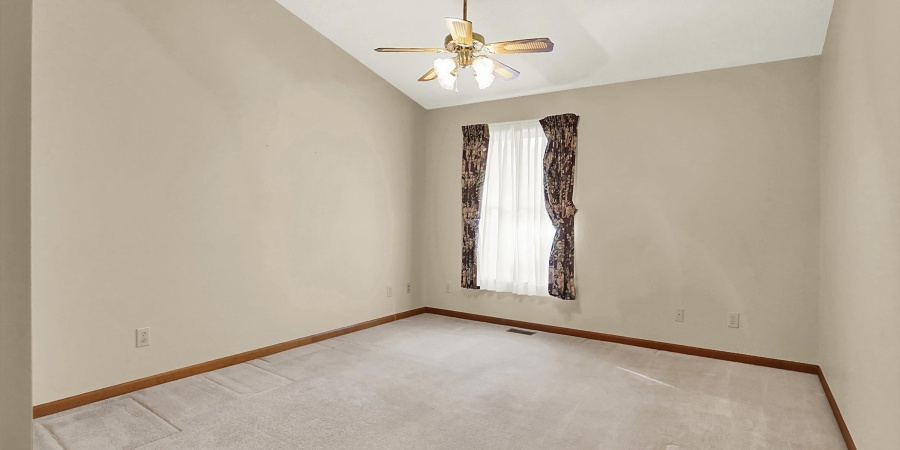 3916 S Allen Court, Bloomington, Indiana 47401,MLS,202541083