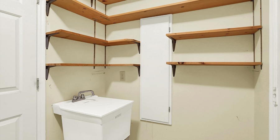 3916 S Allen Court, Bloomington, Indiana 47401,MLS,202541083