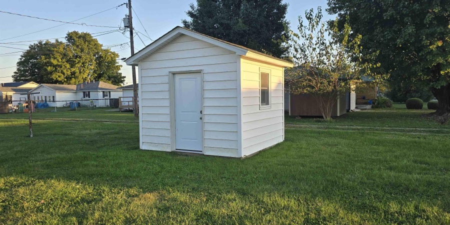 412 E Market Street, Spencer, Indiana 47460,MLS,202541087