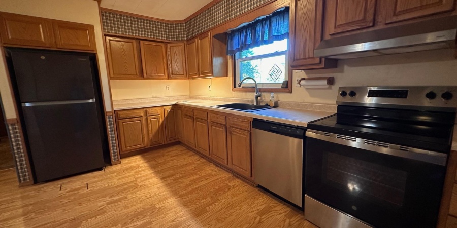 107 W Hancock Ave, Mitchell, Indiana 47446,MLS,202541140