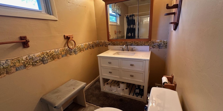 107 W Hancock Ave, Mitchell, Indiana 47446,MLS,202541140