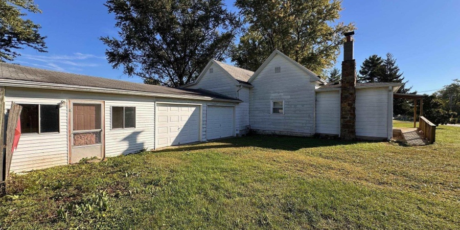 107 W Hancock Ave, Mitchell, Indiana 47446,MLS,202541140