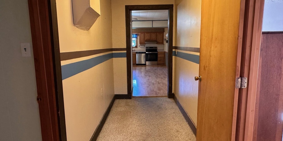 107 W Hancock Ave, Mitchell, Indiana 47446,MLS,202541140