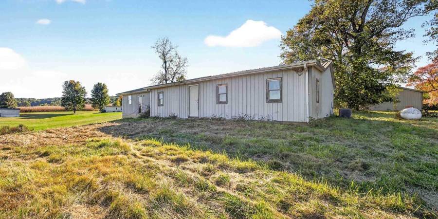 1465 Moto Cross Road, Mitchell, Indiana 47446,MLS,202541147