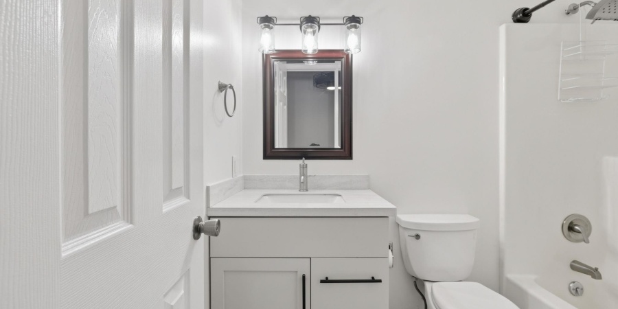 2394 E Winding Brook Circle, Bloomington, Indiana 47401,MLS,202541227